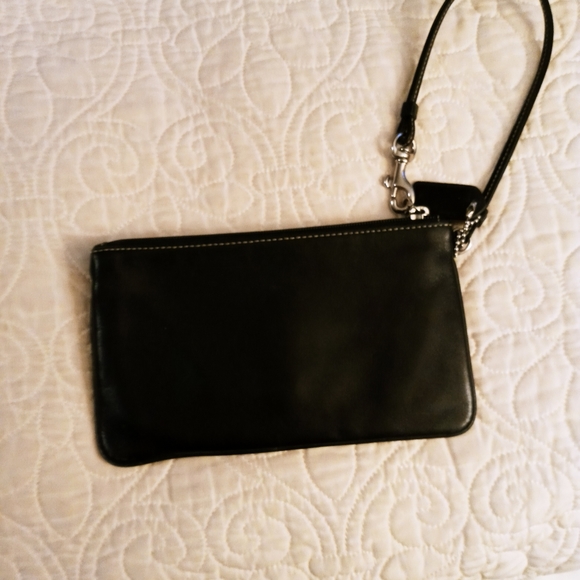 Coach Tabby Brown Leather Wristlet w/Silver tone Buckle Accent - Picture 3 of 9